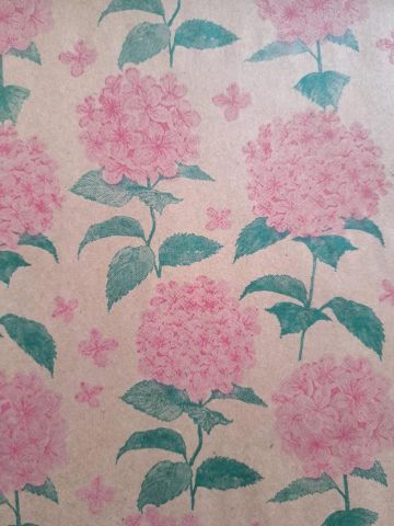 BOBINA KRAFT HORTENSIA ROSA 62CMX100M *186119