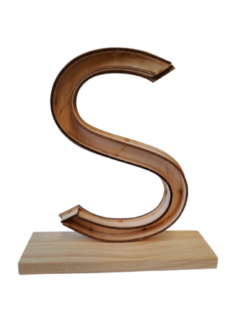 BASE DE LETRAS DE MADERA *S  ALTURA 27 CMS