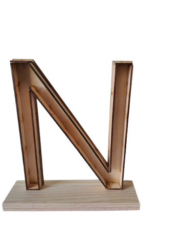 BASE DE LETRAS DE MADERA  *N  ALTURA 27 CMS